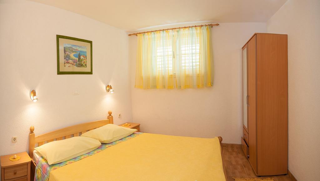 Beach Resort Apartments Bucina Baska Voda Ngoại thất bức ảnh