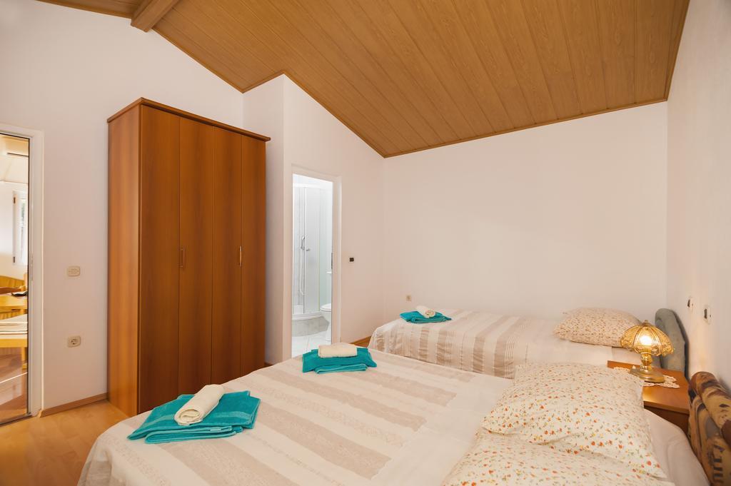 Beach Resort Apartments Bucina Baska Voda Ngoại thất bức ảnh