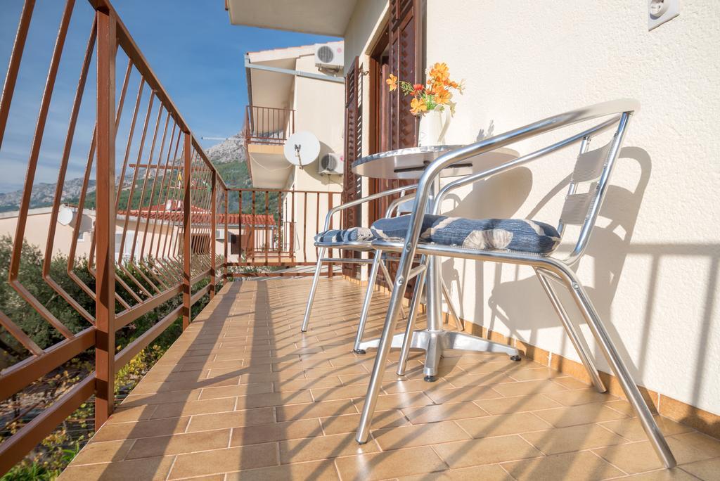 Beach Resort Apartments Bucina Baska Voda Ngoại thất bức ảnh
