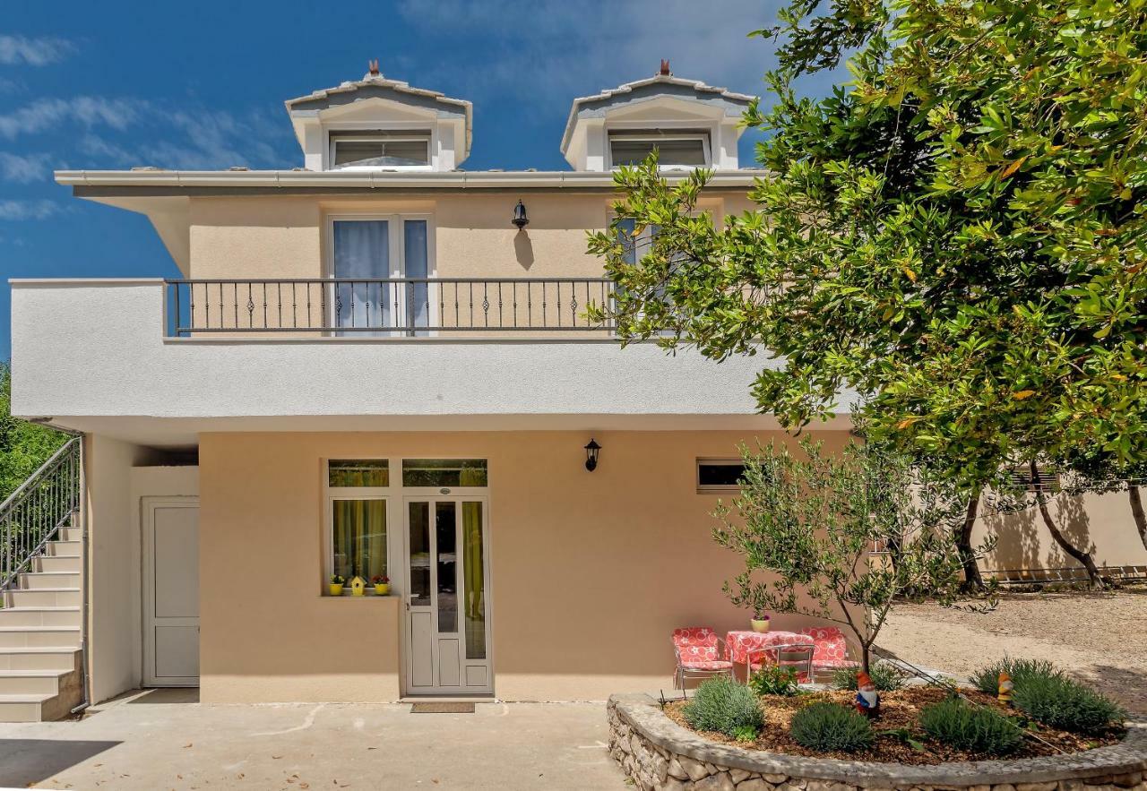 Beach Resort Apartments Bucina Baska Voda Ngoại thất bức ảnh